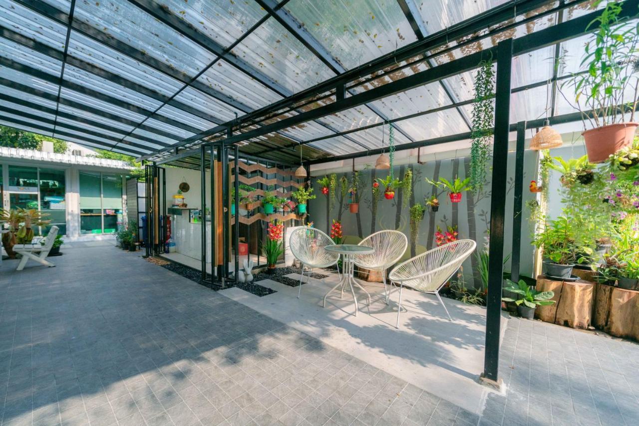 Aparthotel Baansabai Ramaiv Bangkok Exterior foto