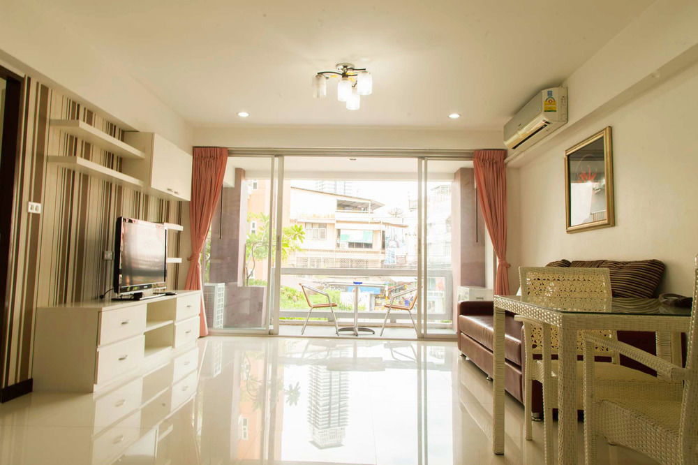 Aparthotel Baansabai Ramaiv Bangkok Exterior foto